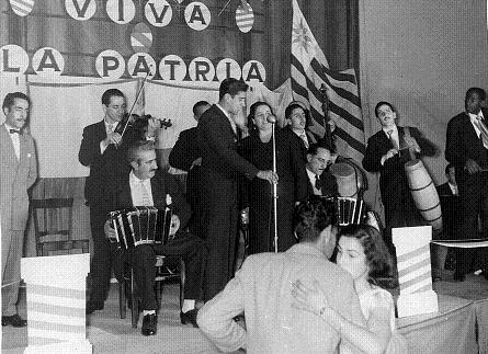 Celebración musical “Viva la Patria”.