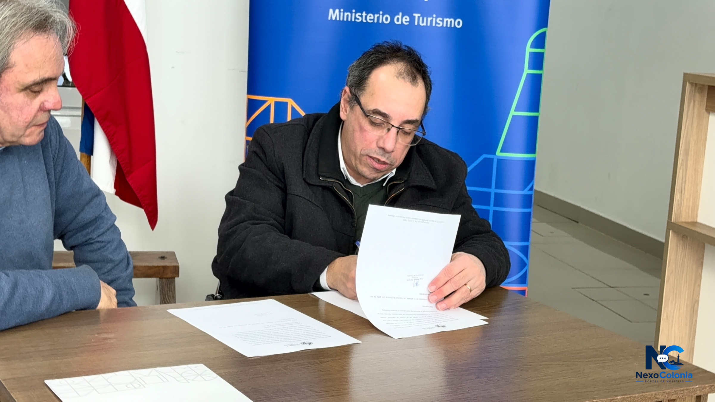 Ministro de Turismo Pablo Menoni visitó Juan Lacaze y entregó equipamiento para fortalecer la accesibilidad — fotografía 3 de 4